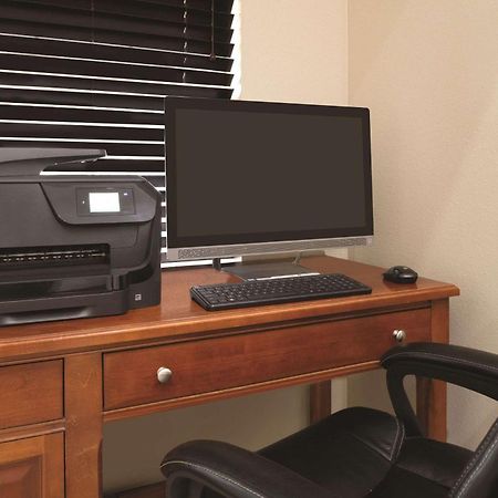 Country Inn & Suites By Radisson, Waterloo, Ia Extérieur photo