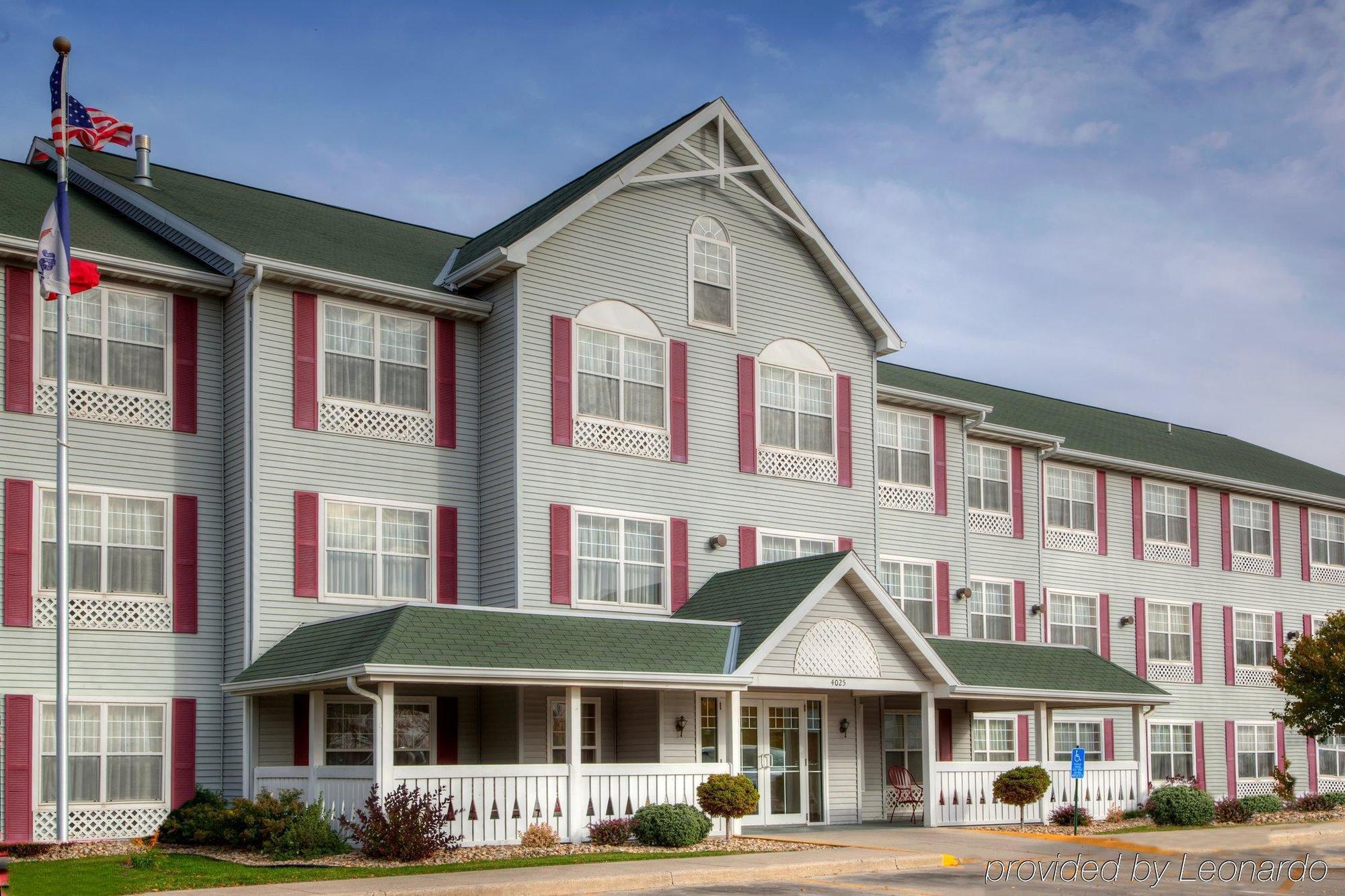 Country Inn & Suites By Radisson, Waterloo, Ia Extérieur photo