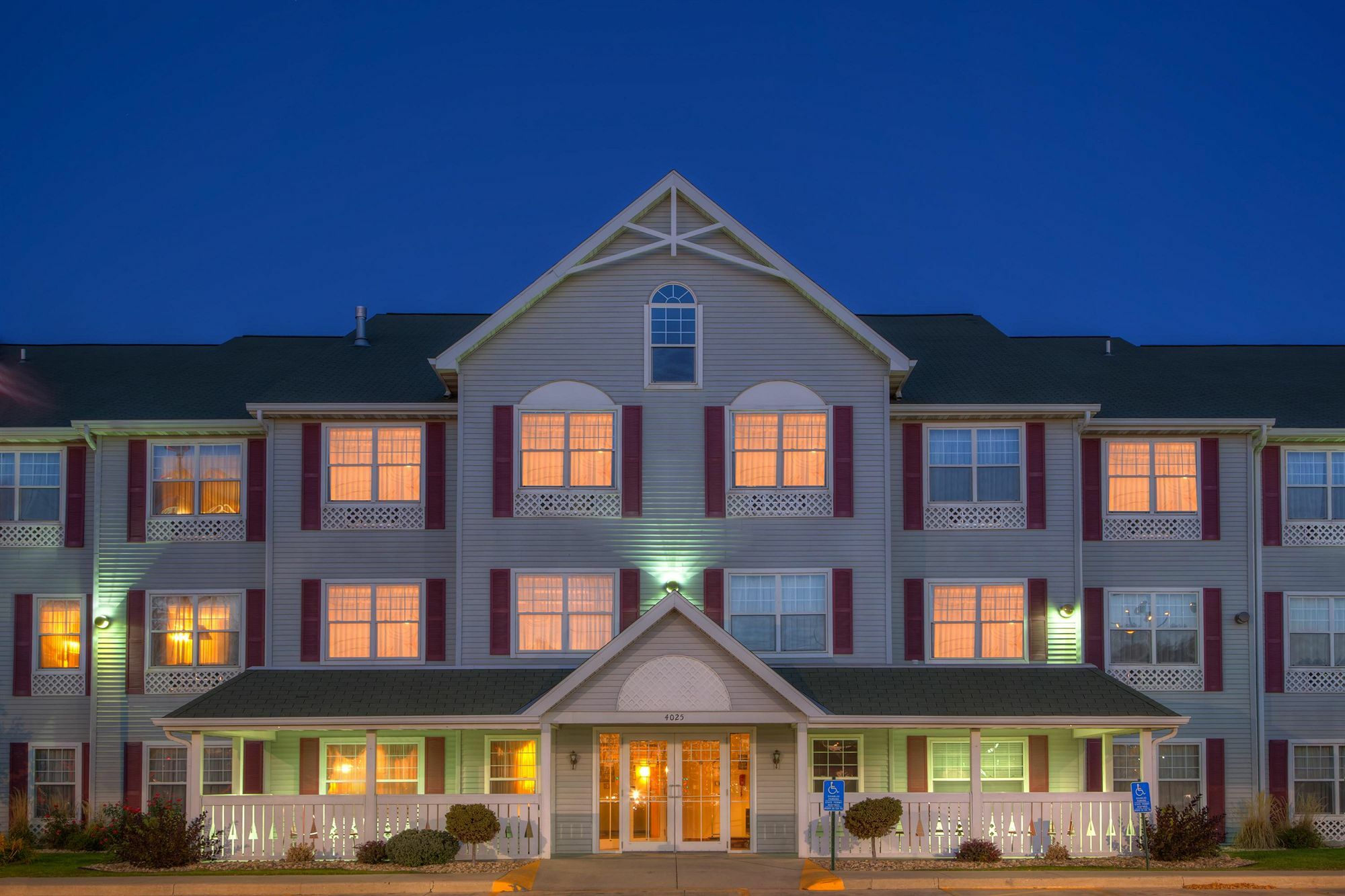 Country Inn & Suites By Radisson, Waterloo, Ia Extérieur photo